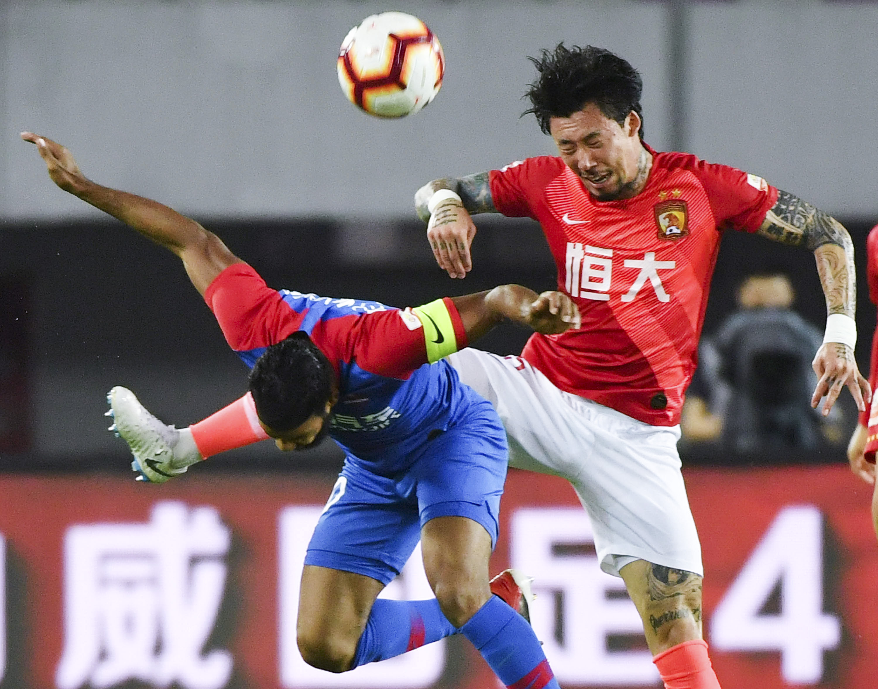 在这一框架 在这一框架