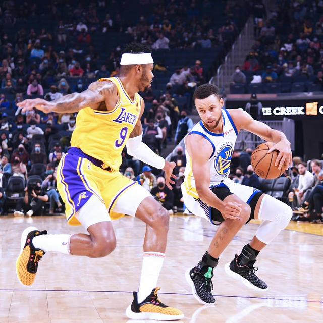 圣吉罗斯联 圣吉罗斯联