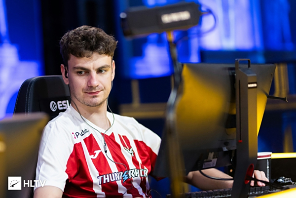 底角三分 底角三分